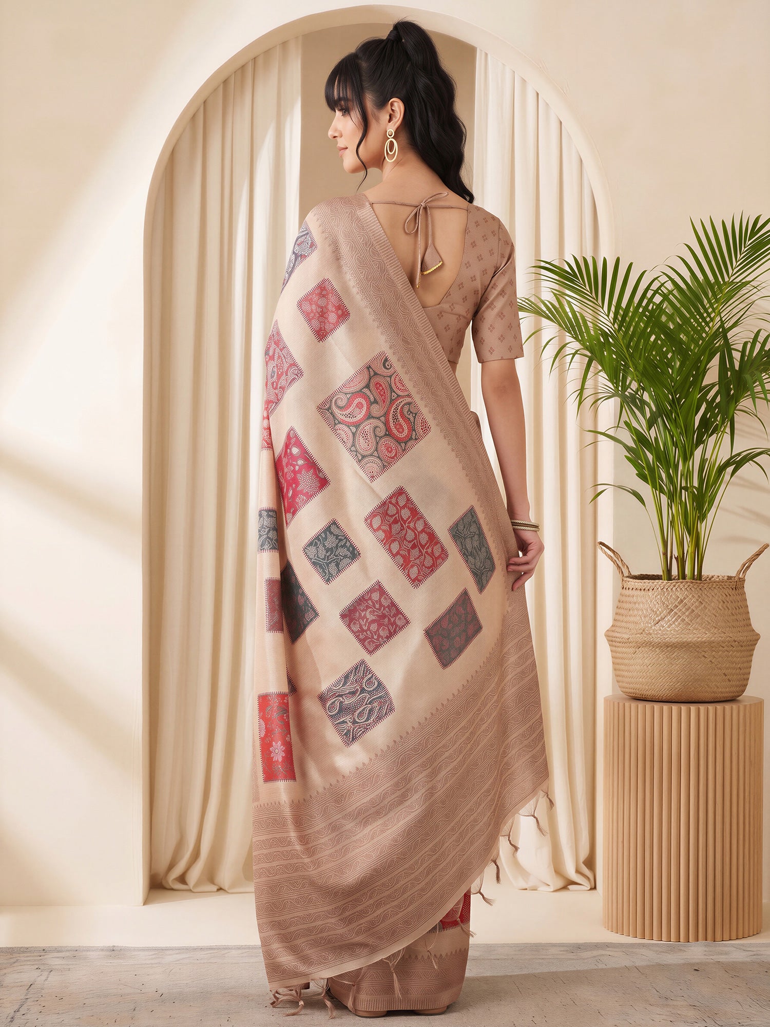 Beige Cotton Silk saree – detail view 1