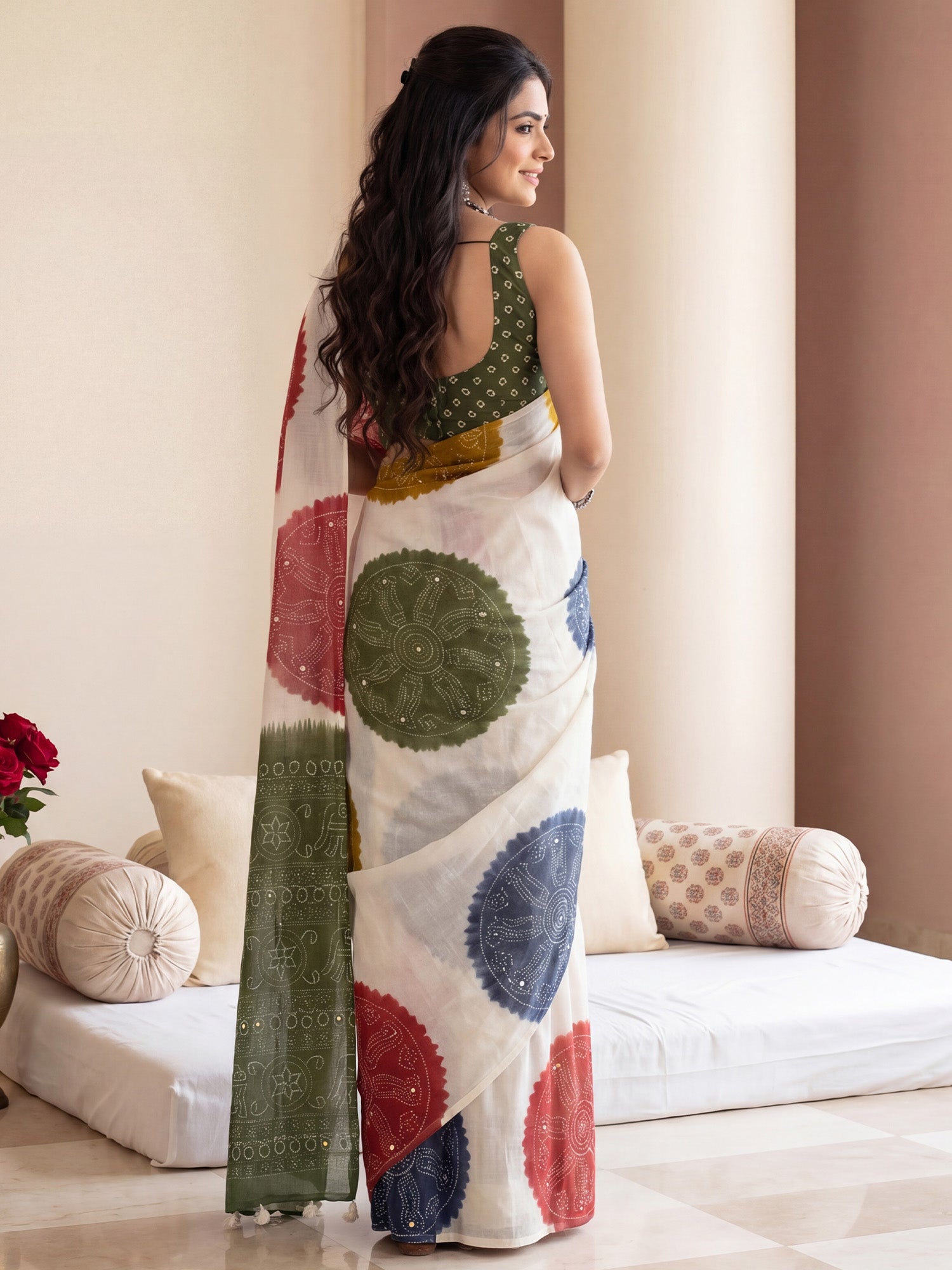 Off White Linen saree – detail view 1