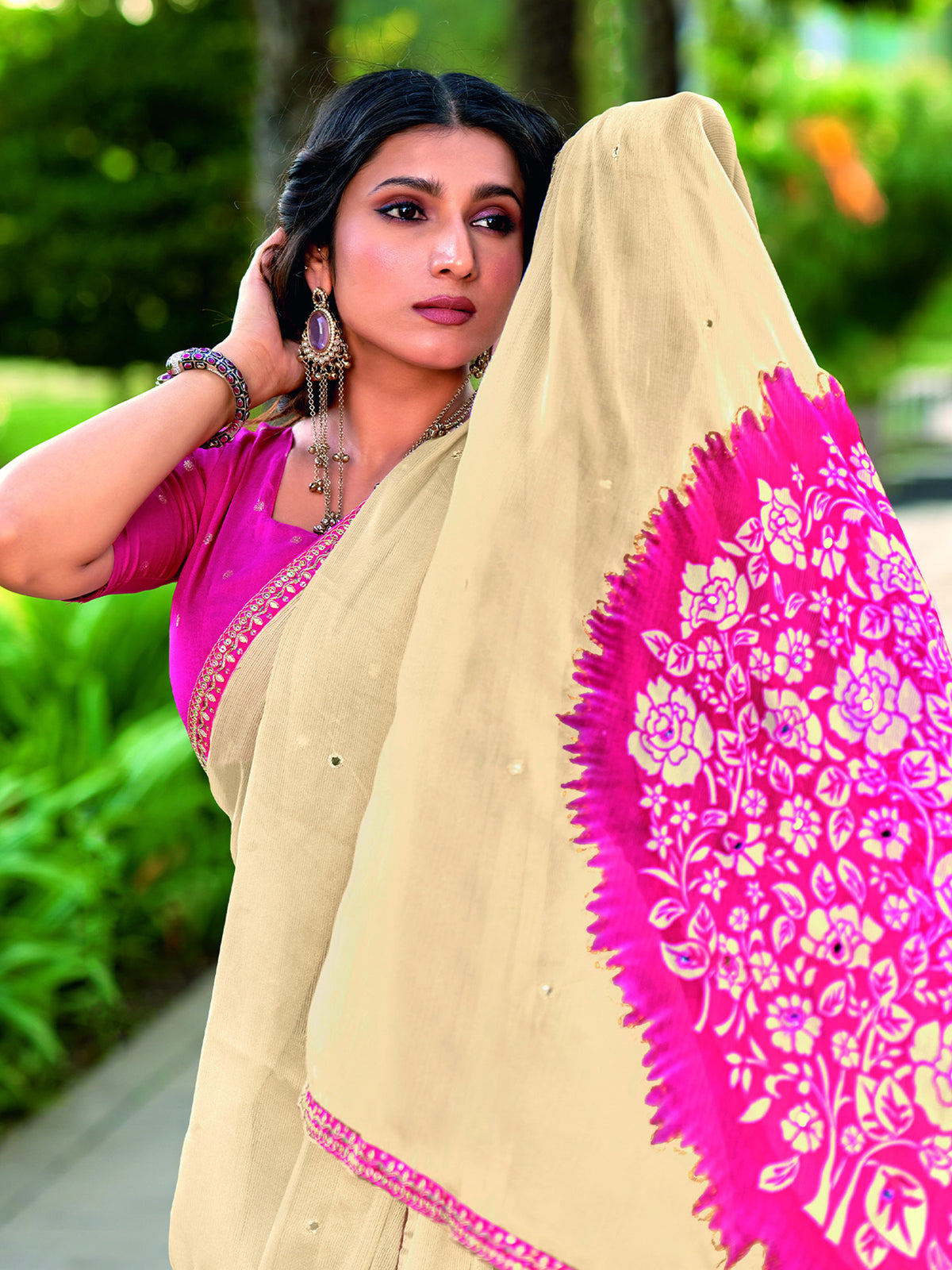 Beige chiffon saree view 1