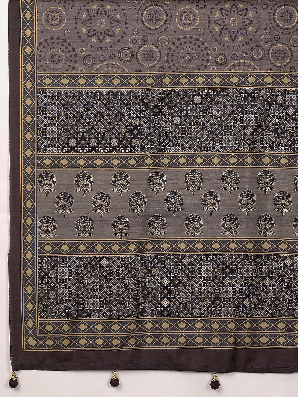 Grey Silk Blend saree – detail view 5