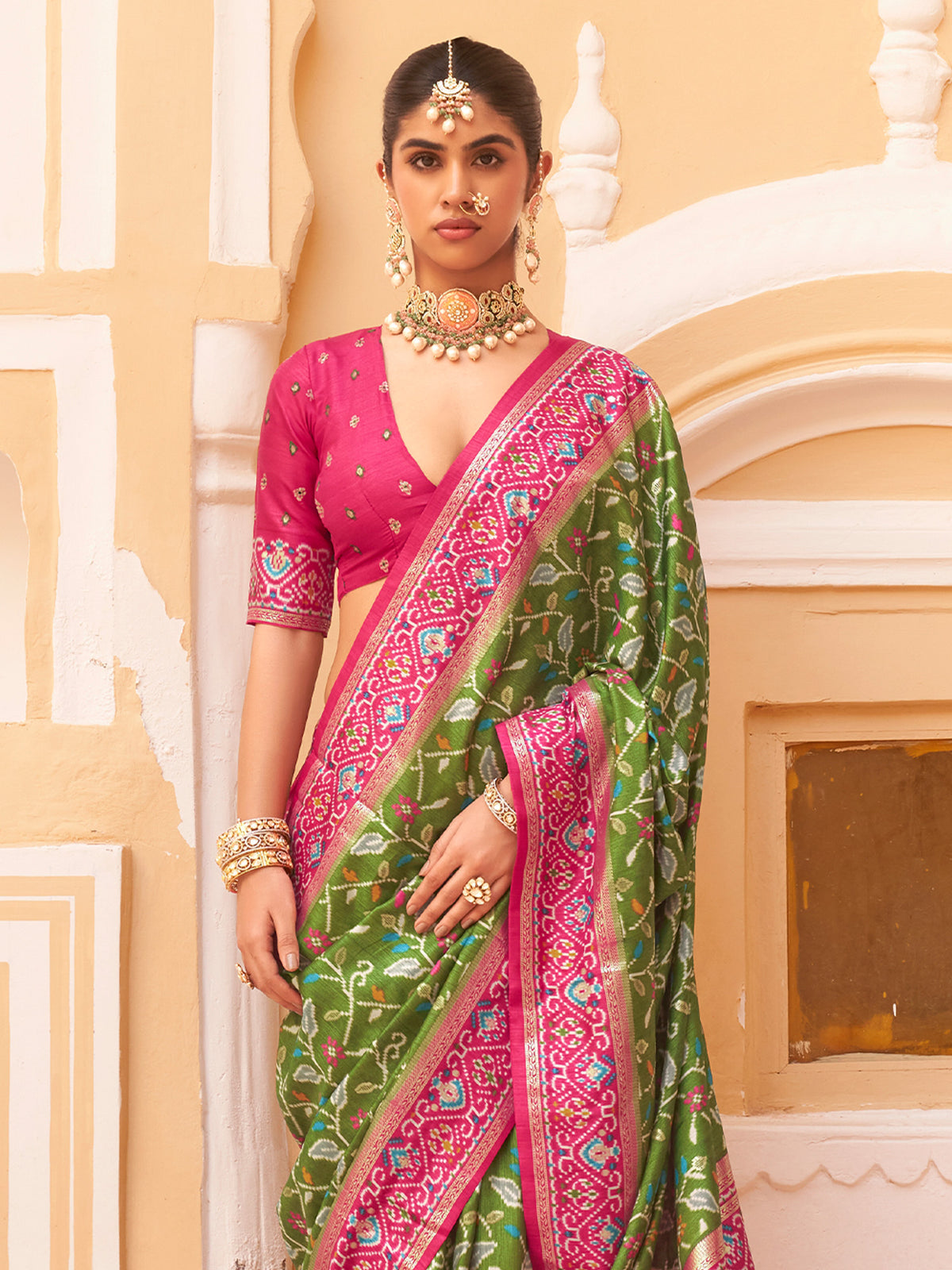 Green Silk Blend saree – detail view 3