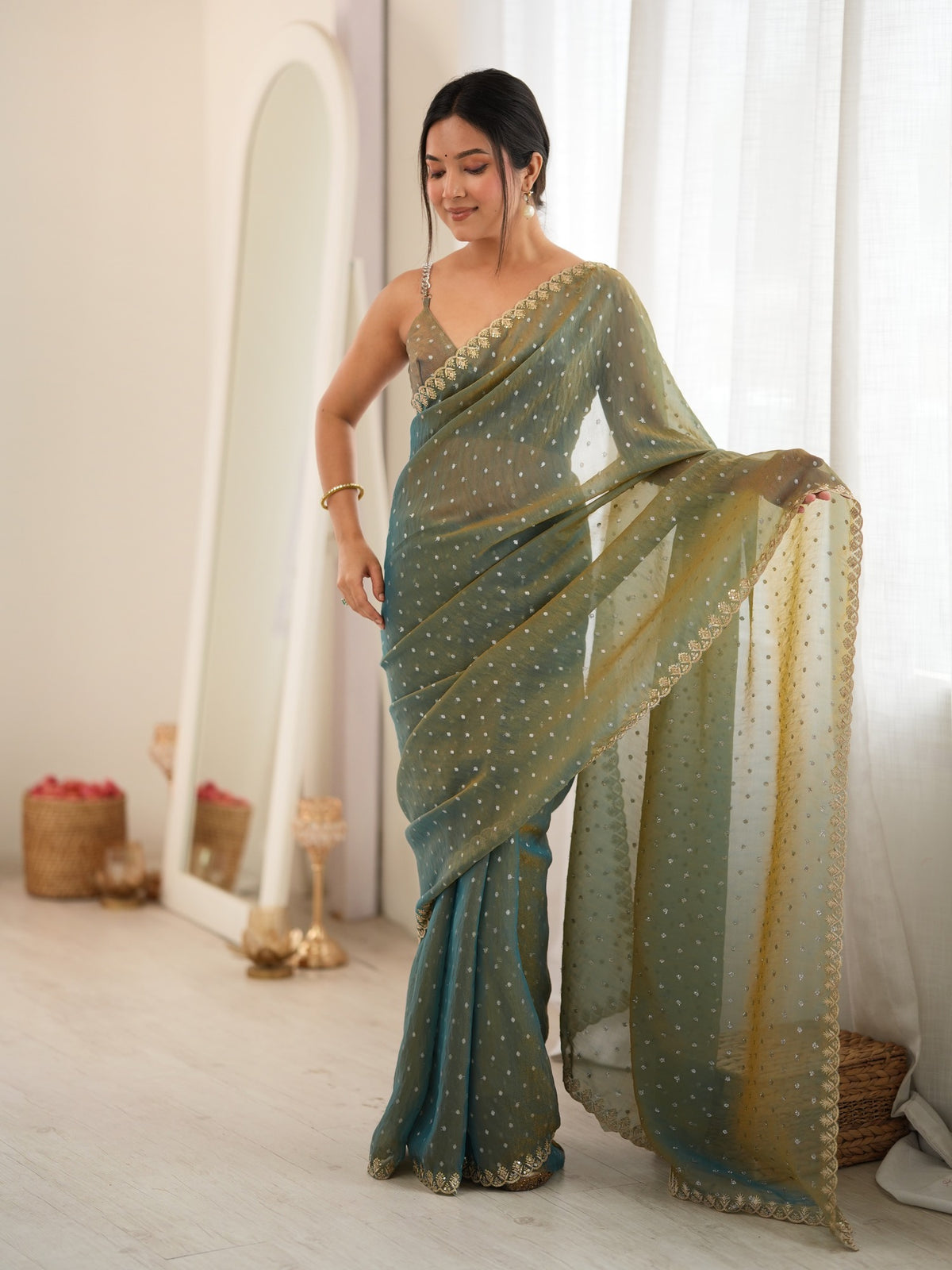Olive Georgette saree – detail view 3