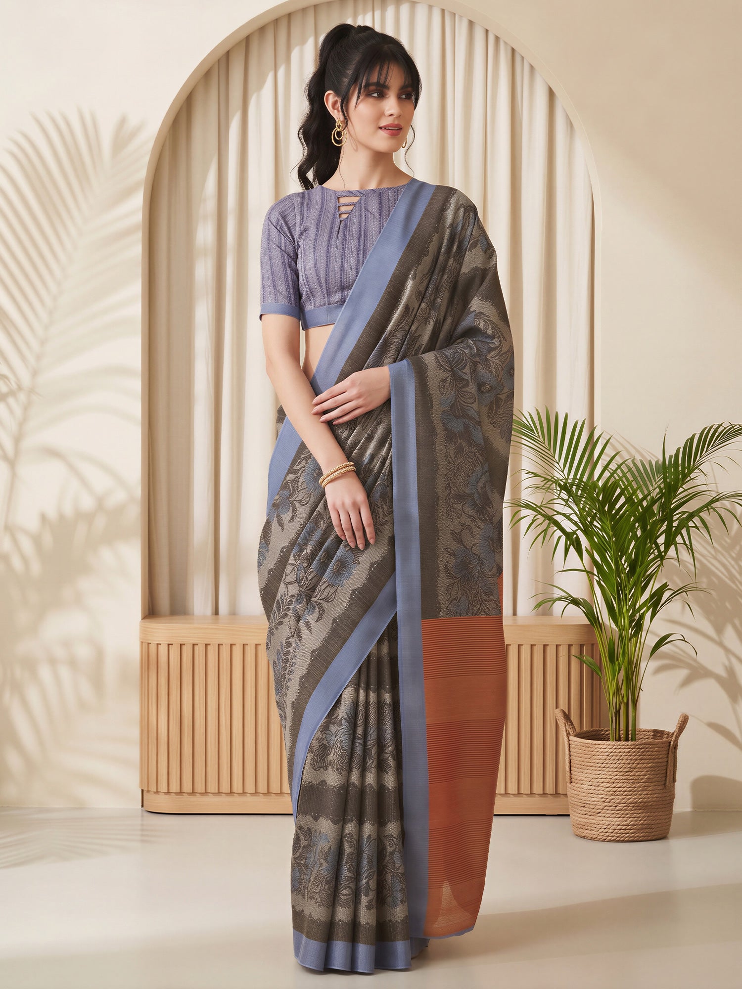 Grey Cotton Blend saree – detail view 3