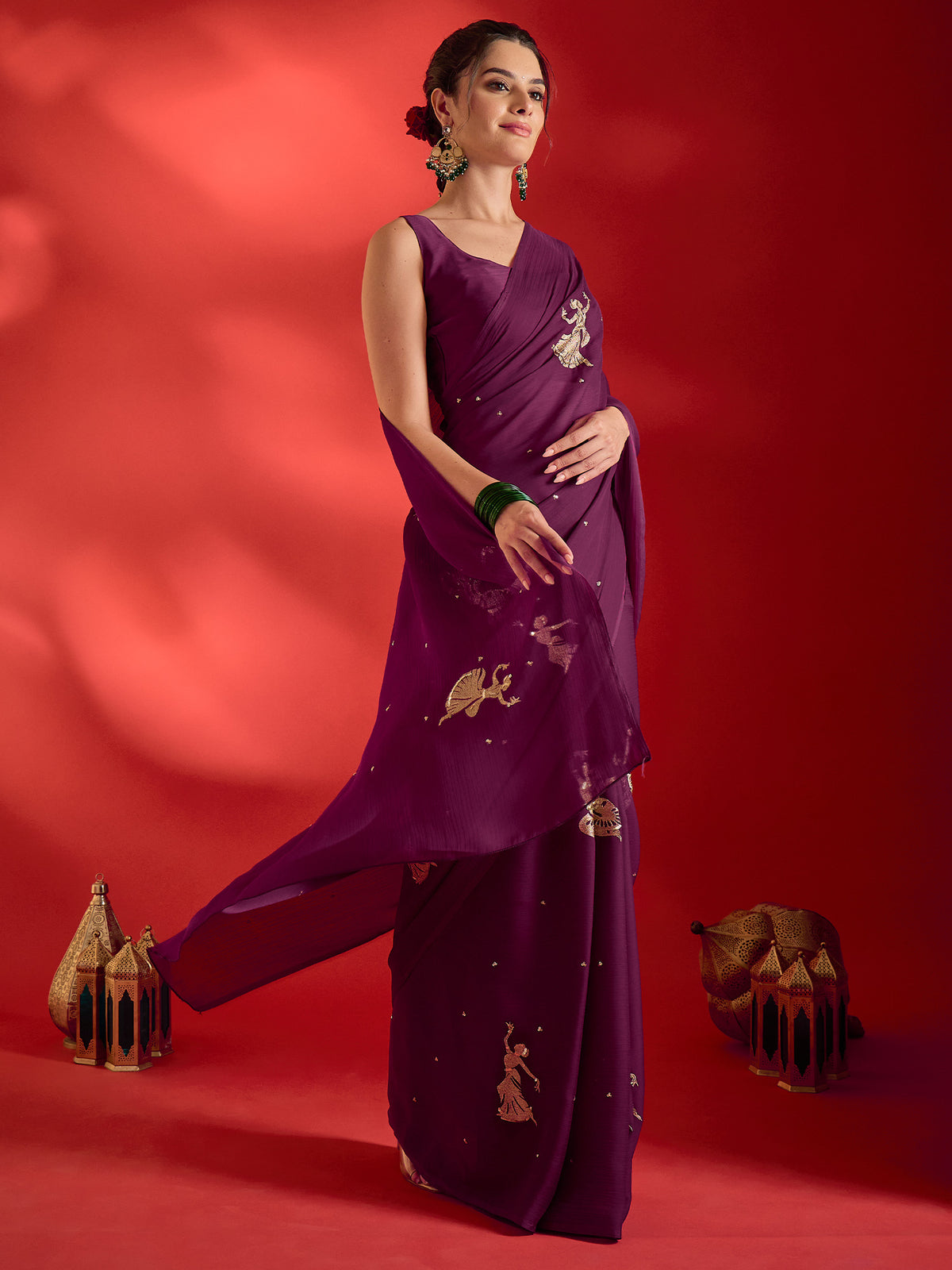 Wine Satin saree – detail view 3