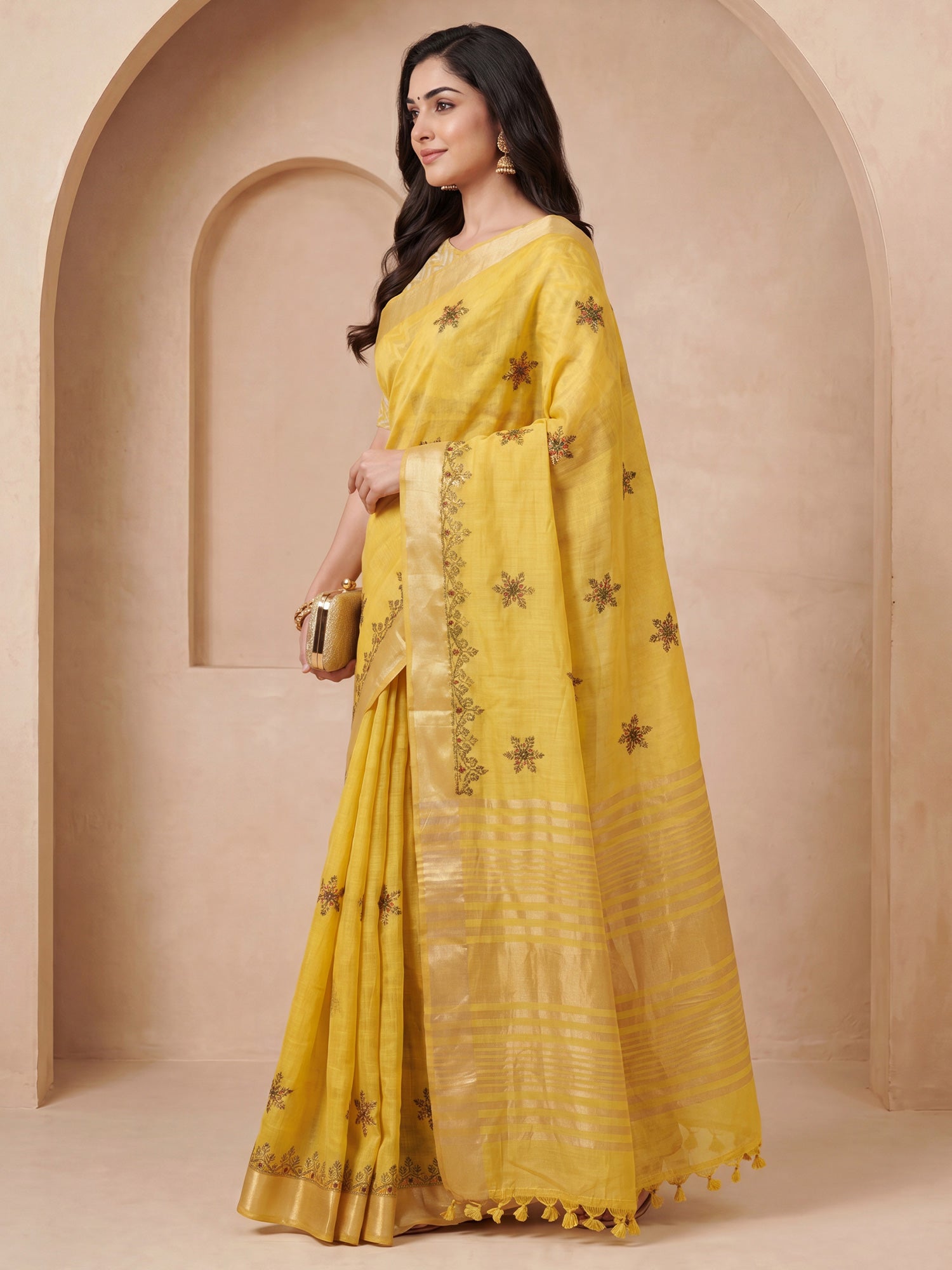 Yellow Cotton Linen saree – detail view 3