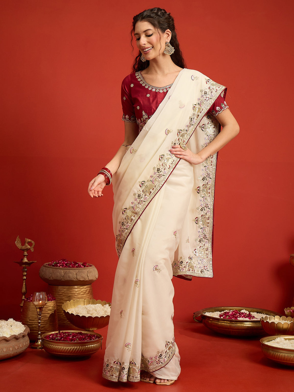 Off White Georgette saree – detail view 2