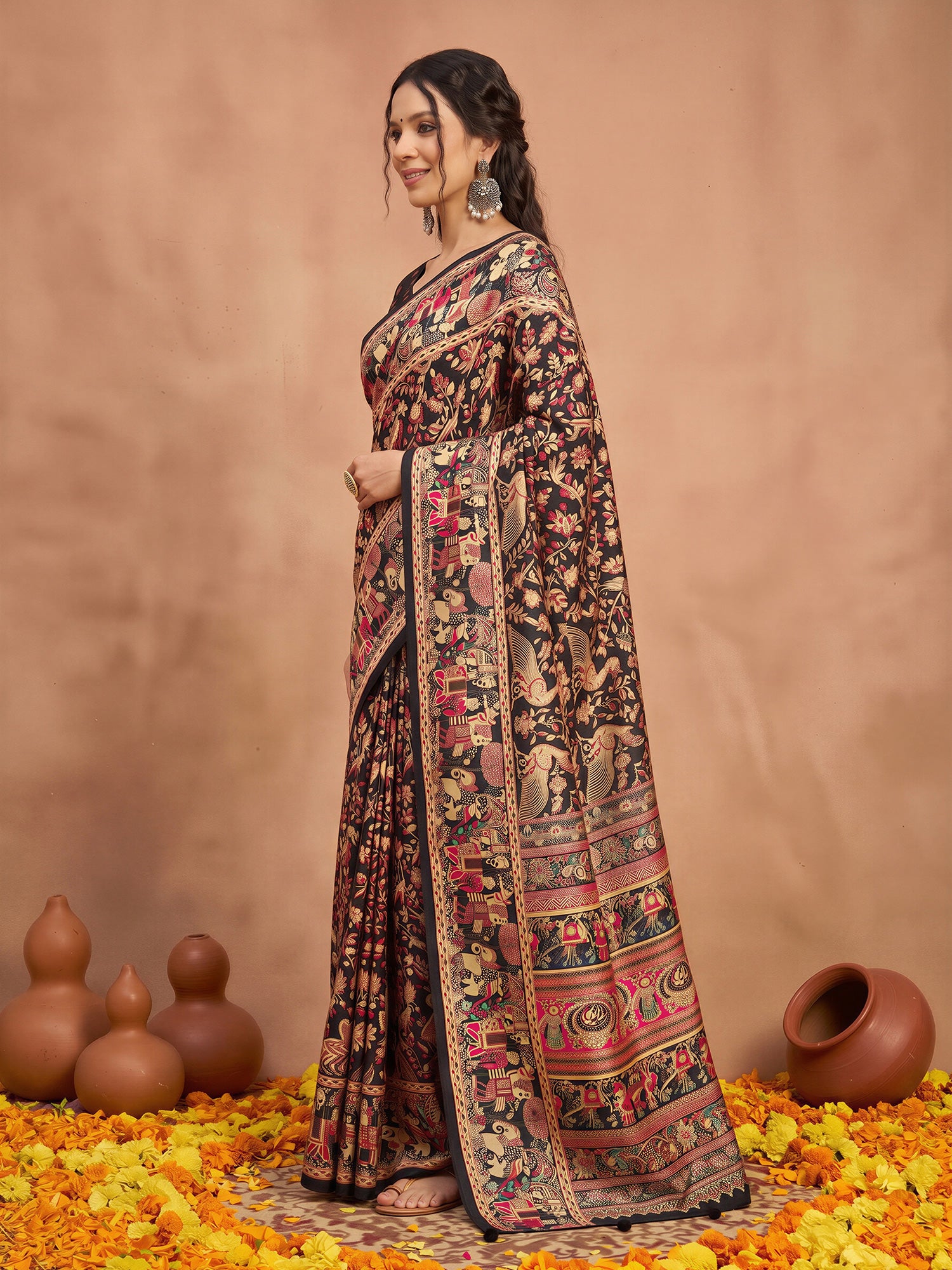Black Silk Blend saree – detail view 2