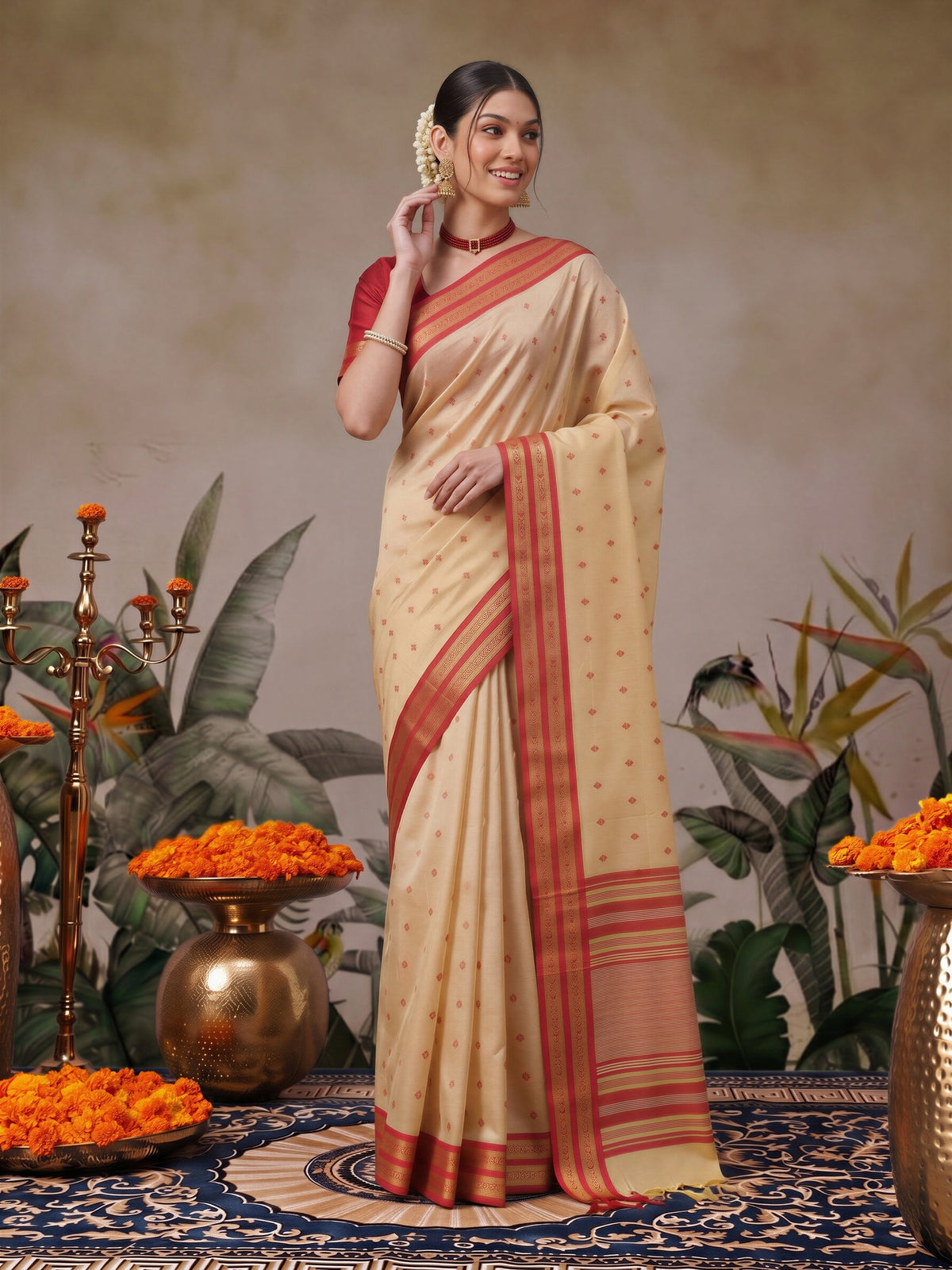 Cream cotton blend saree view 3