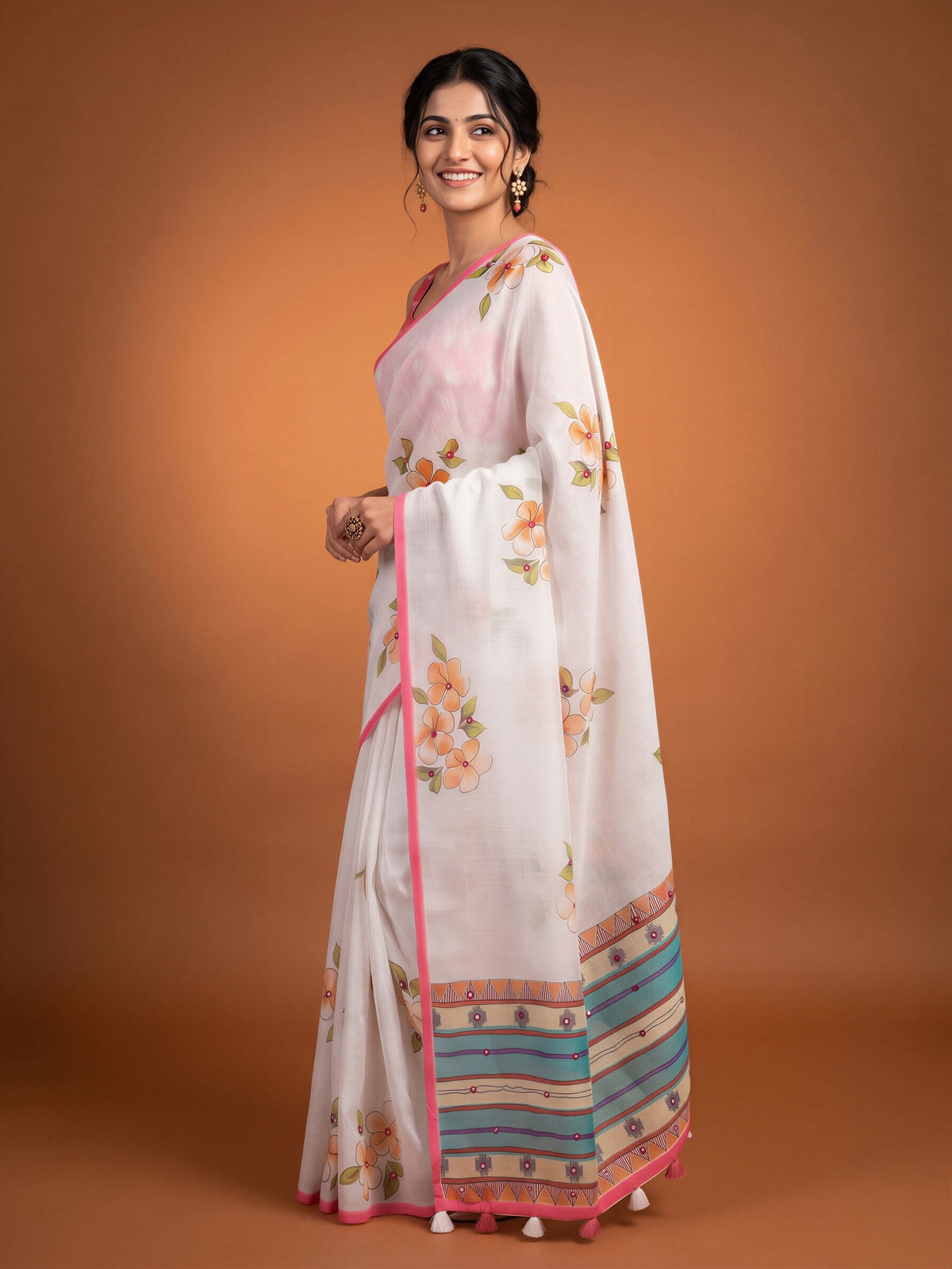 Off White Linen Blend saree – detail view 2