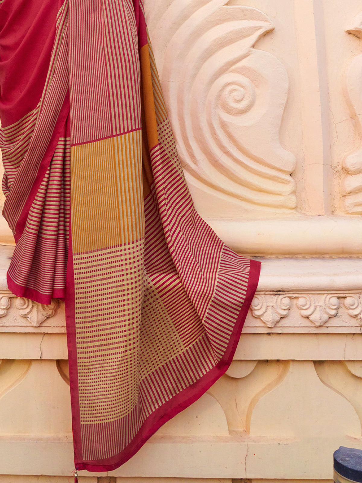 Pink Silk Blend saree – detail view 4