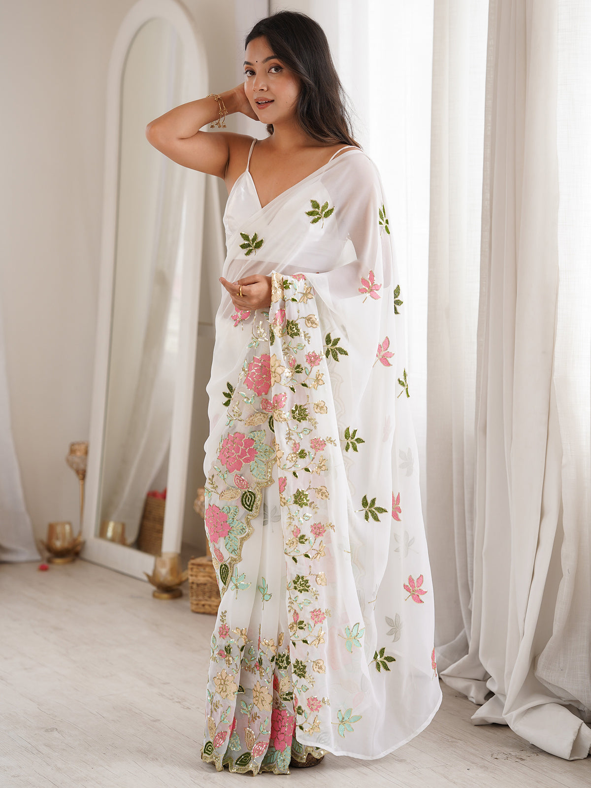 White Georgette saree – detail view 2