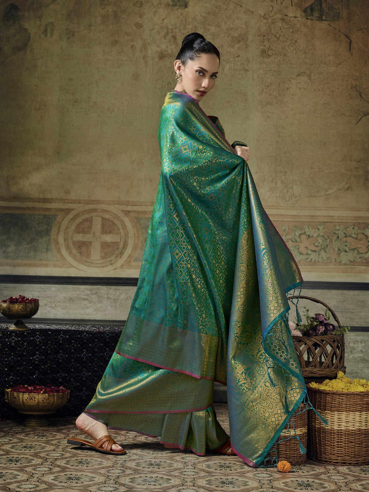Teal Blue Pure Silk saree – detail view 4