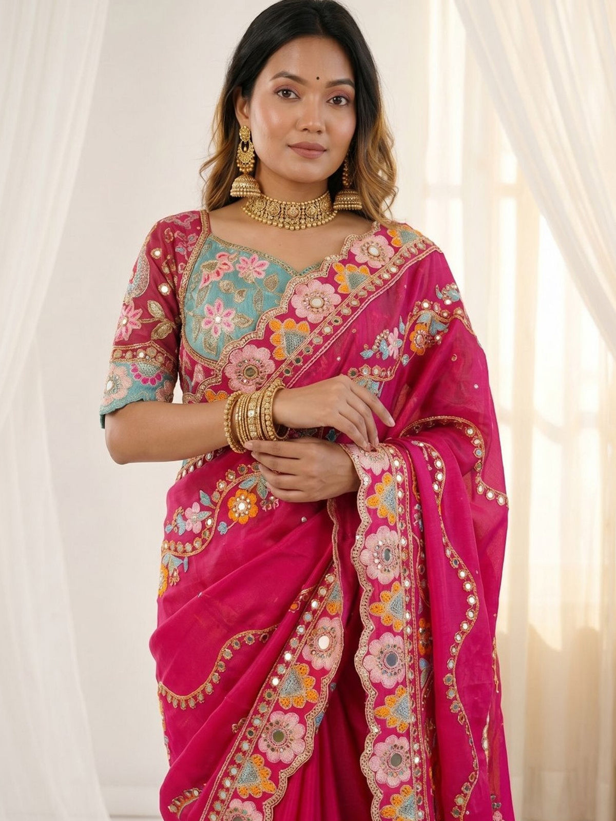 Pink Pure Georgette saree – detail view 3