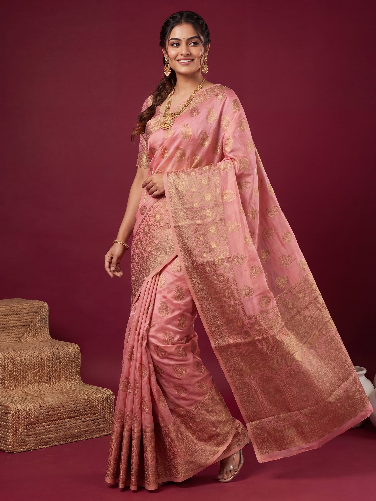 Pink Silk Blend saree – detail view 3