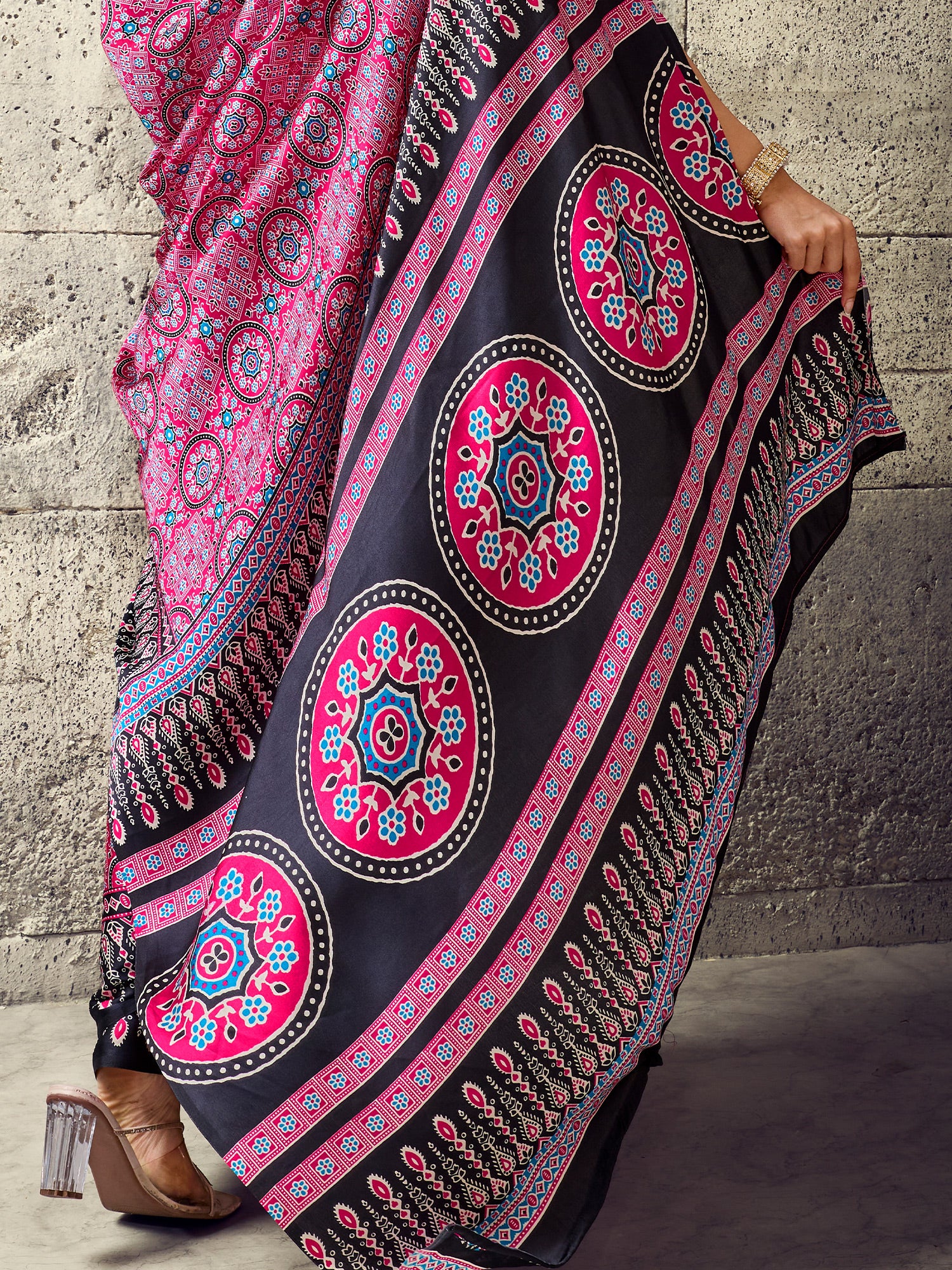 Pink Satin saree – detail view 4