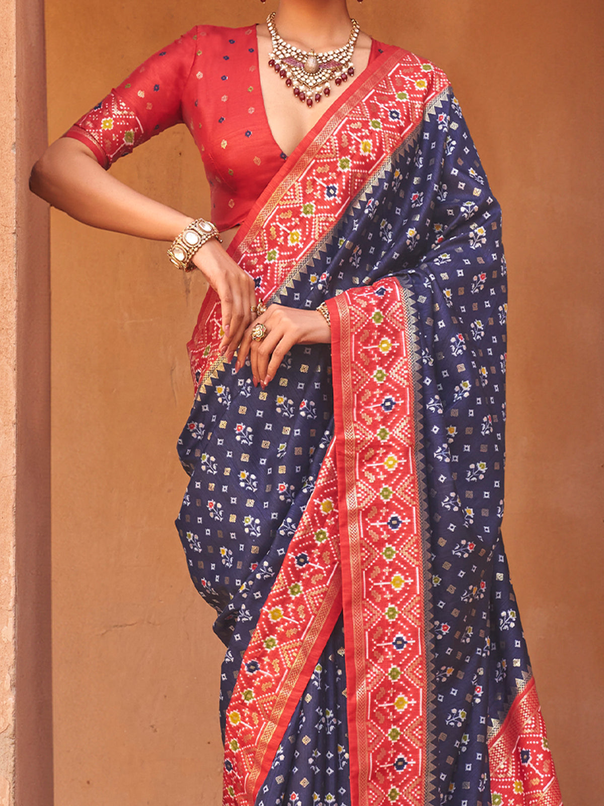Navy Blue Silk Blend saree – detail view 3