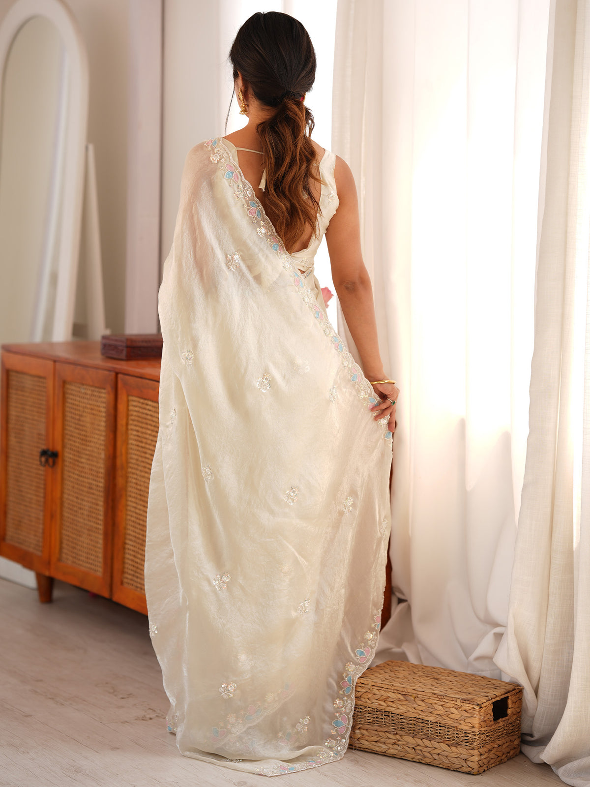 Off White Satin saree – detail view 1