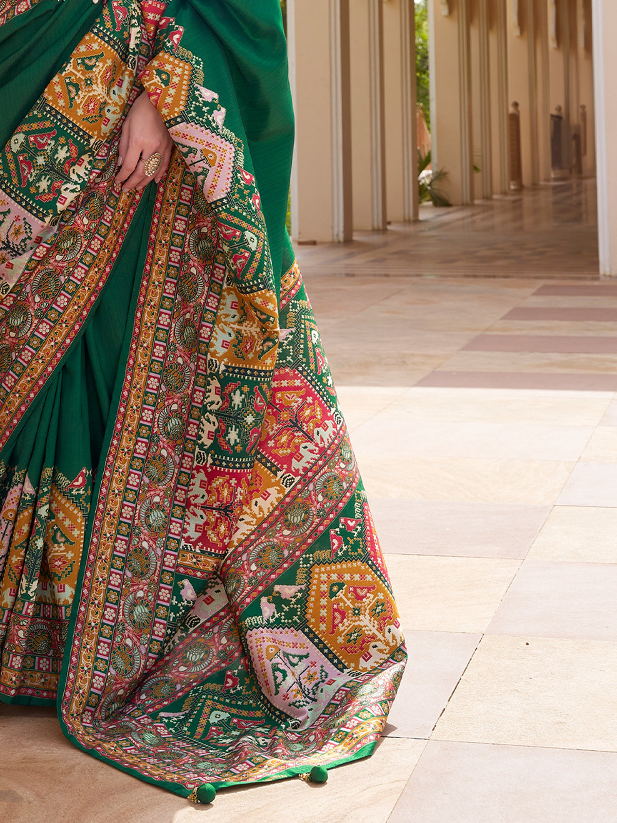 Green Silk Blend saree – detail view 4