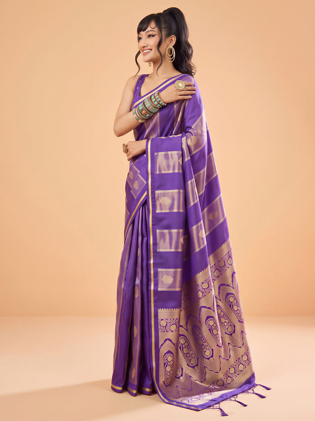 Purple Satin saree – detail view 3