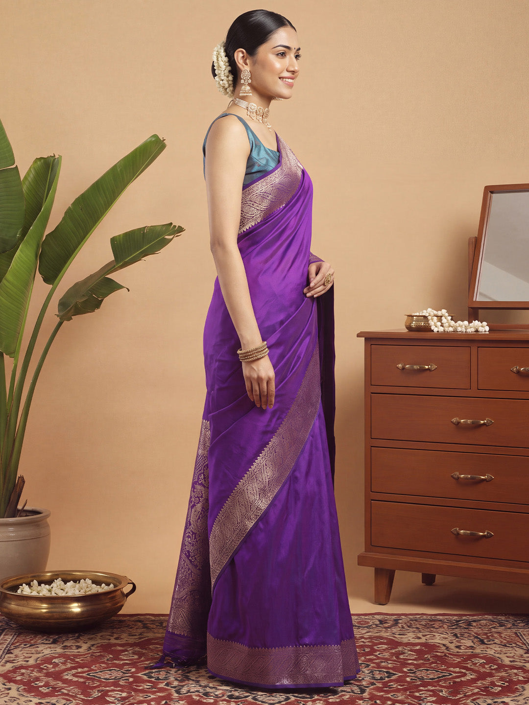 trending saree collection
best saree to wear