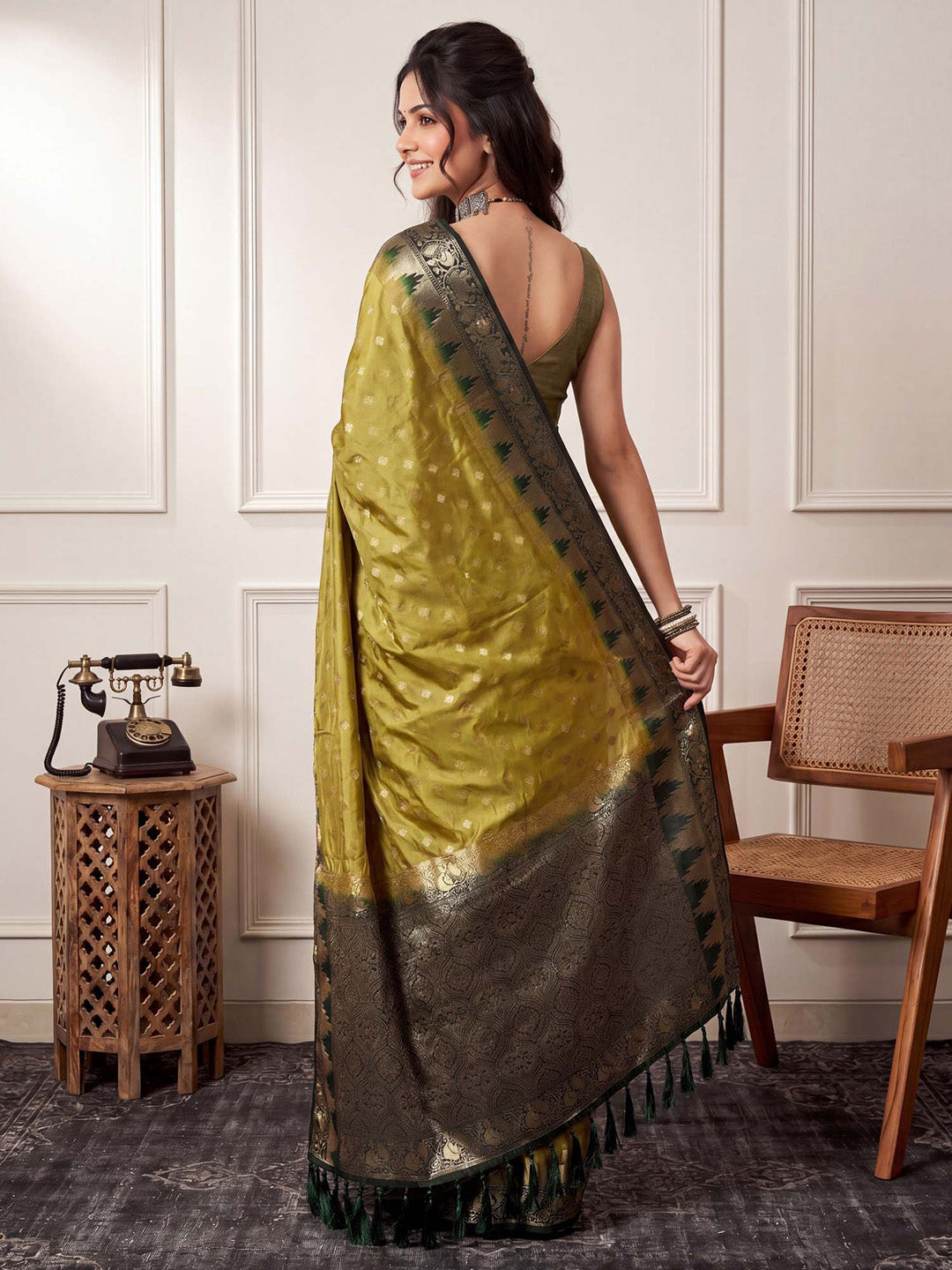 good saree for festival
saree for puja