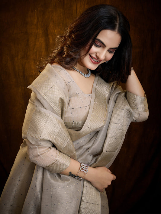 Off-White Linen Blend Banarasi Zari Woven Saree