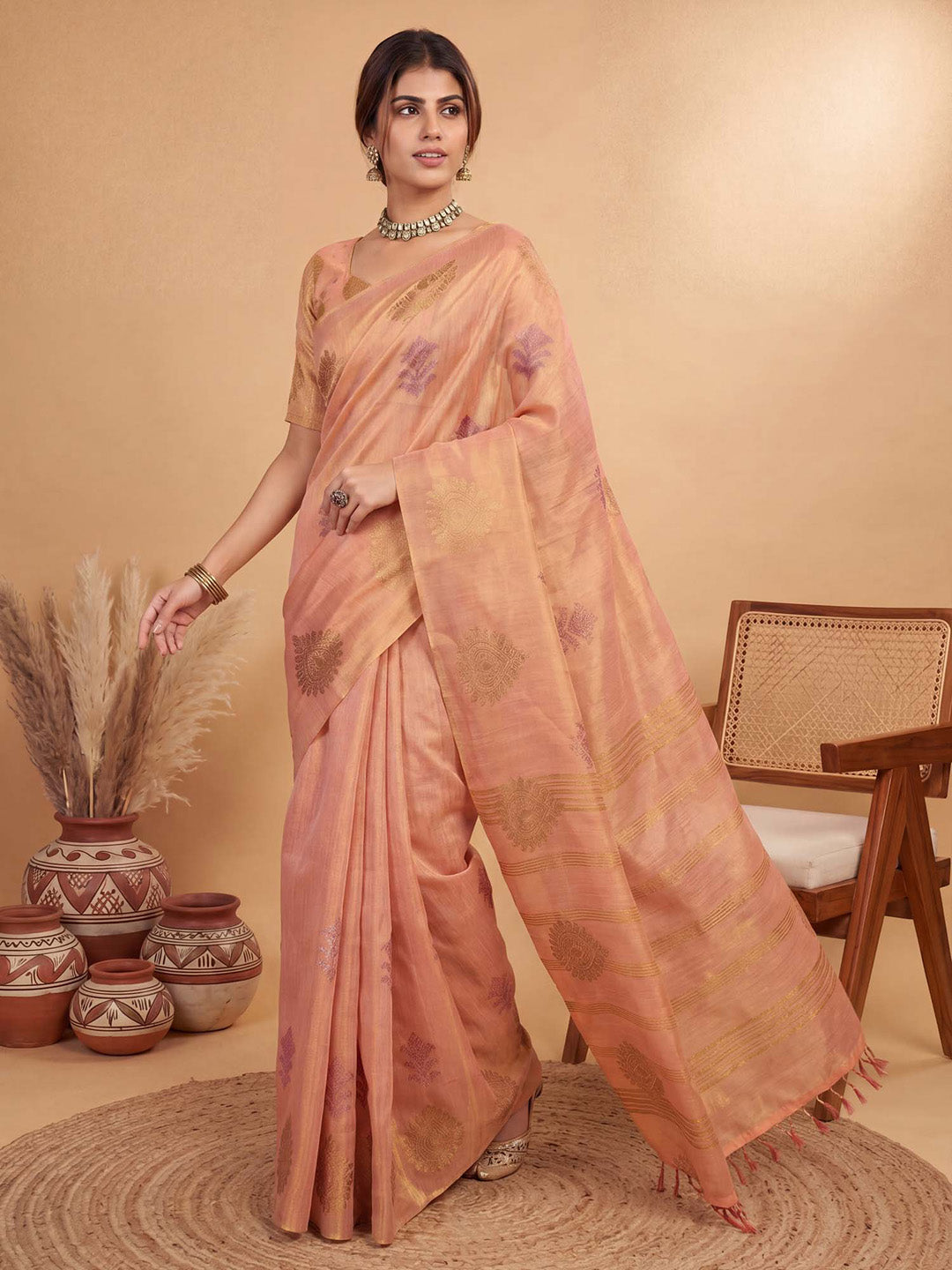 linen silk saree
silk saree
ceremonial saree