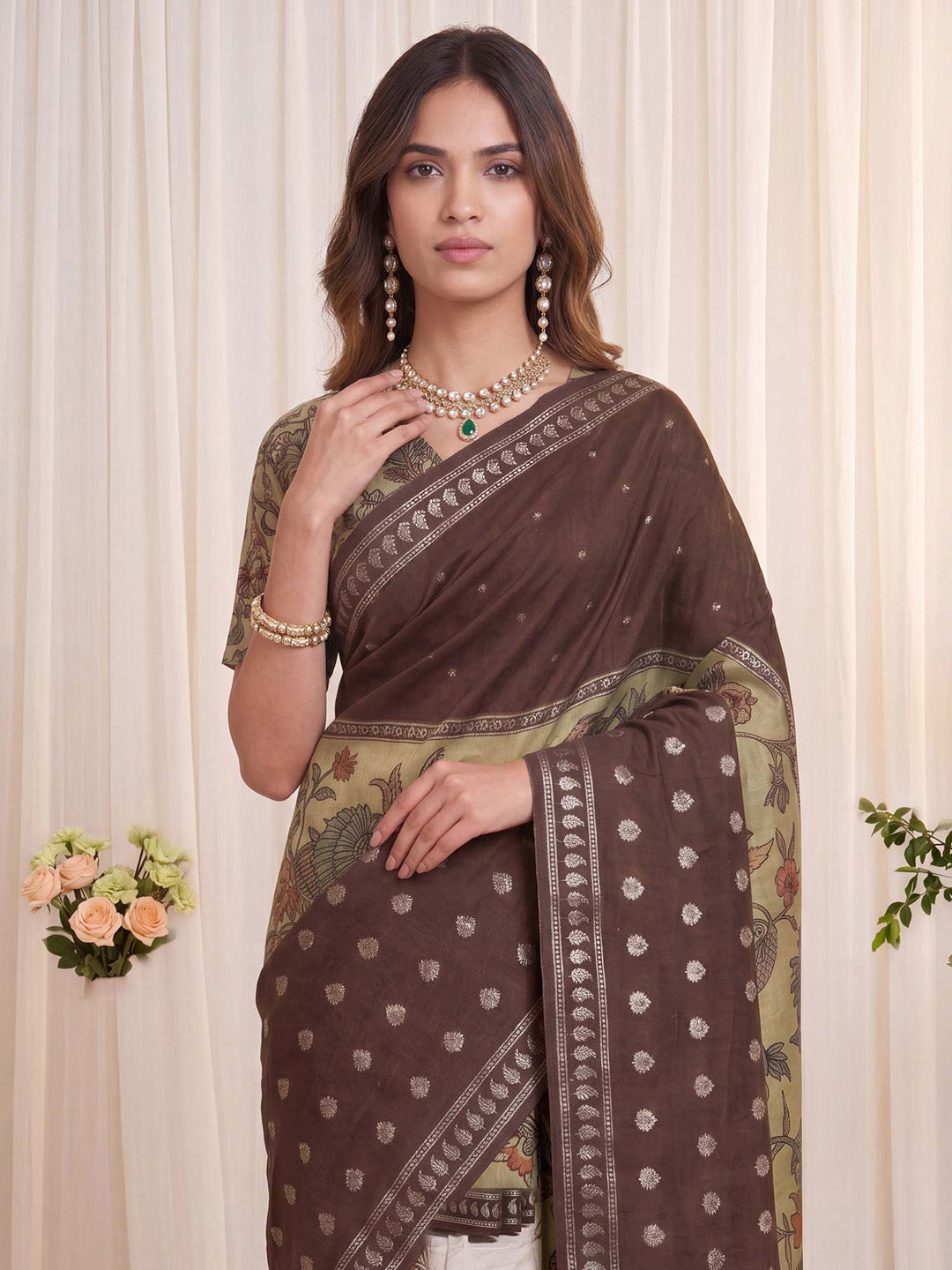 daily wear saree
floral print saree
get to gether wear saree