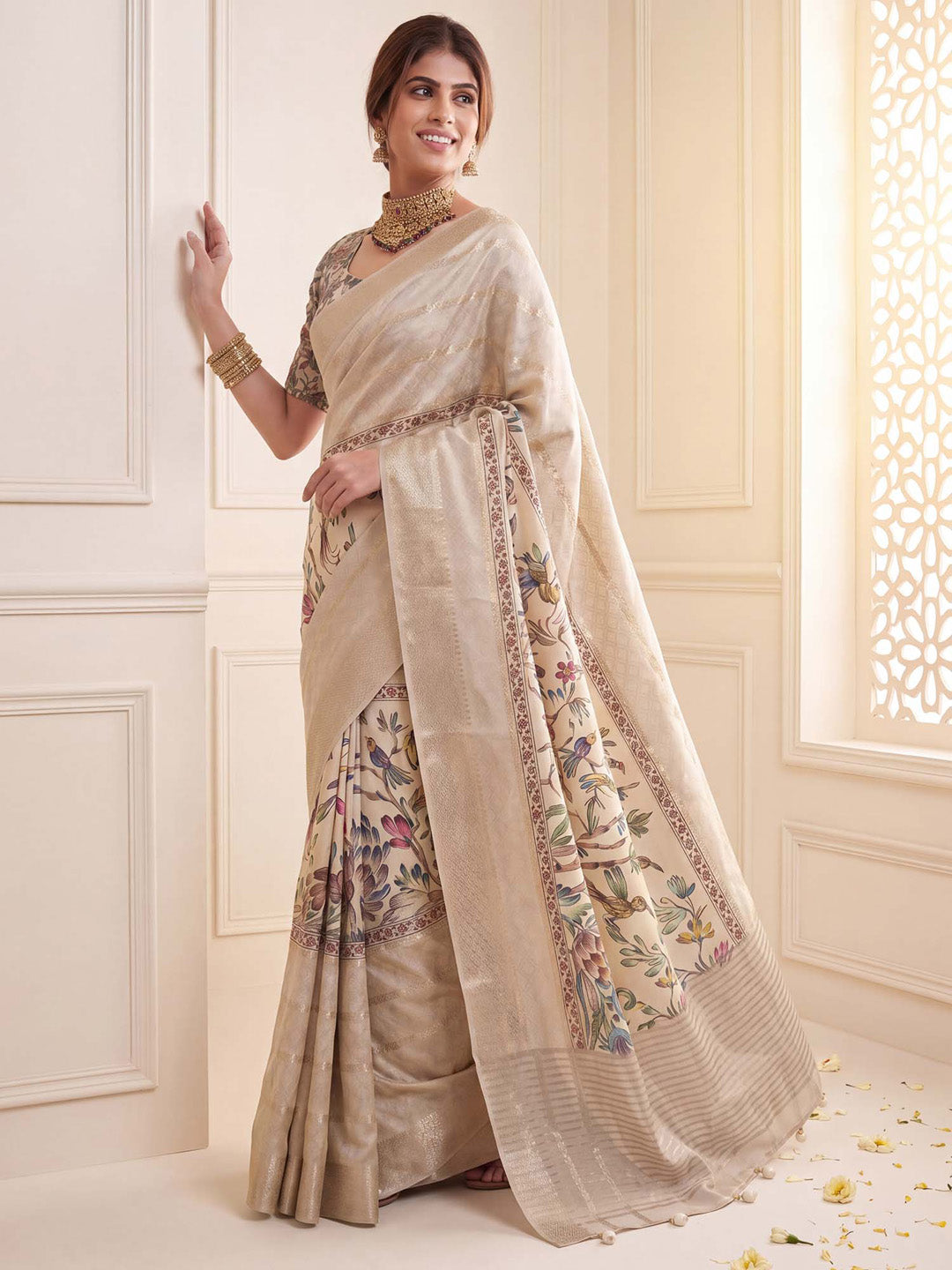 gift for mom 
gift for sister
gift for wife saree