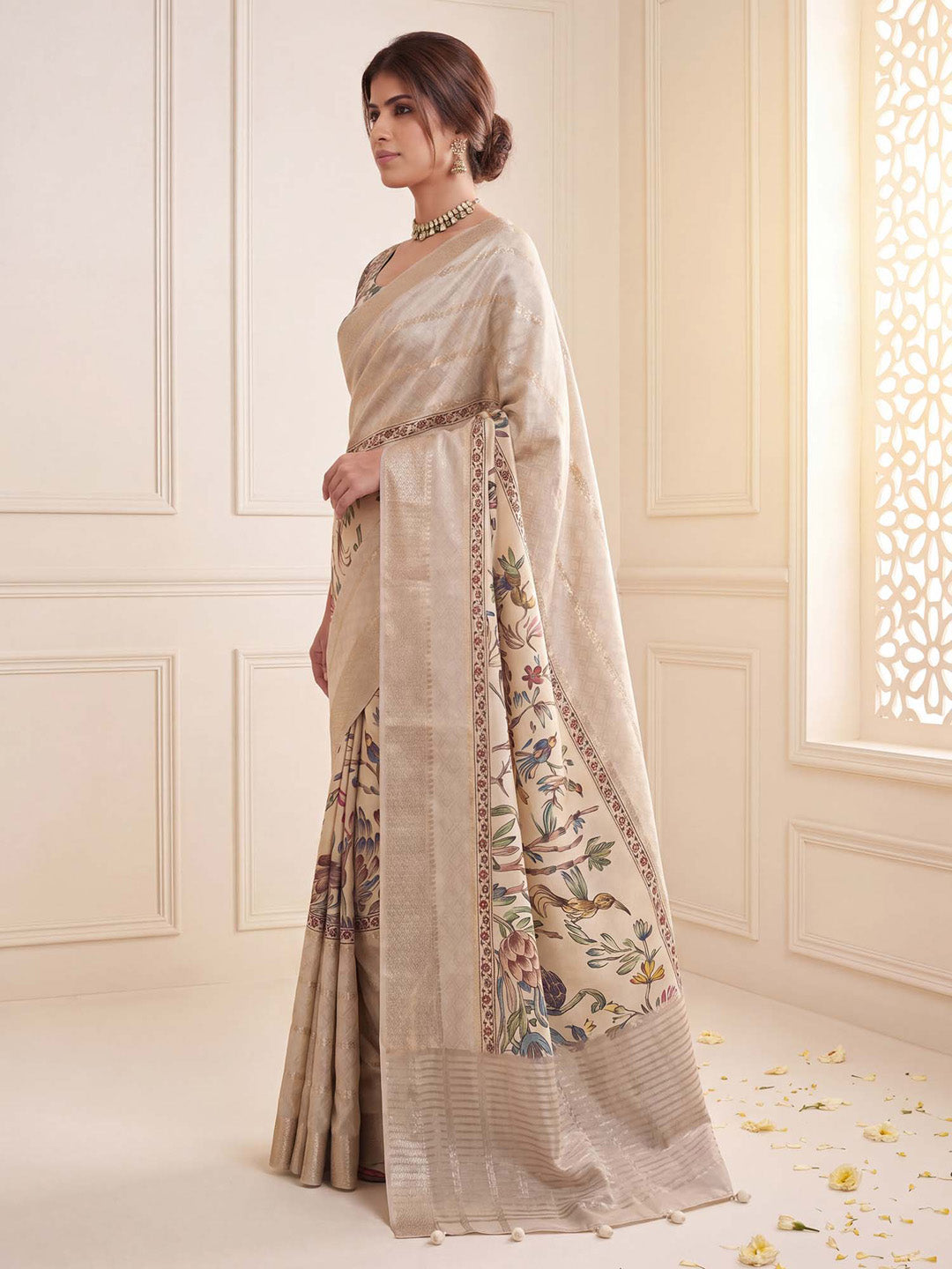 floral printed saree
cream printed saree
partywear saree