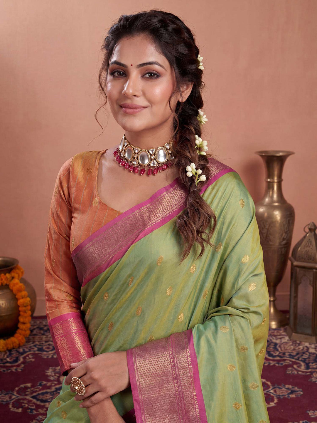 traditional saree to wear
reception wear saree
mehendi saree
