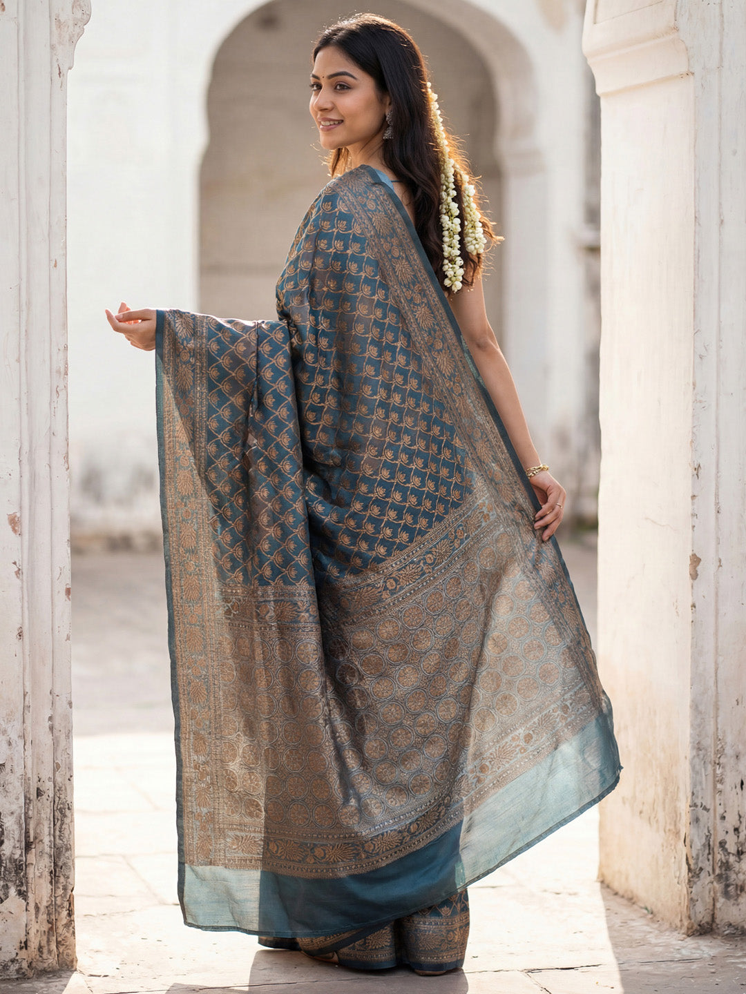 saree for wedding function for mom