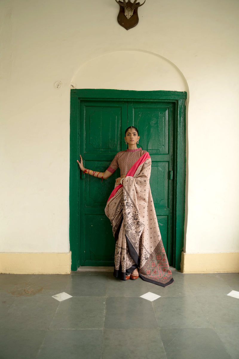 Saanwli Gulabi Tithi Saree