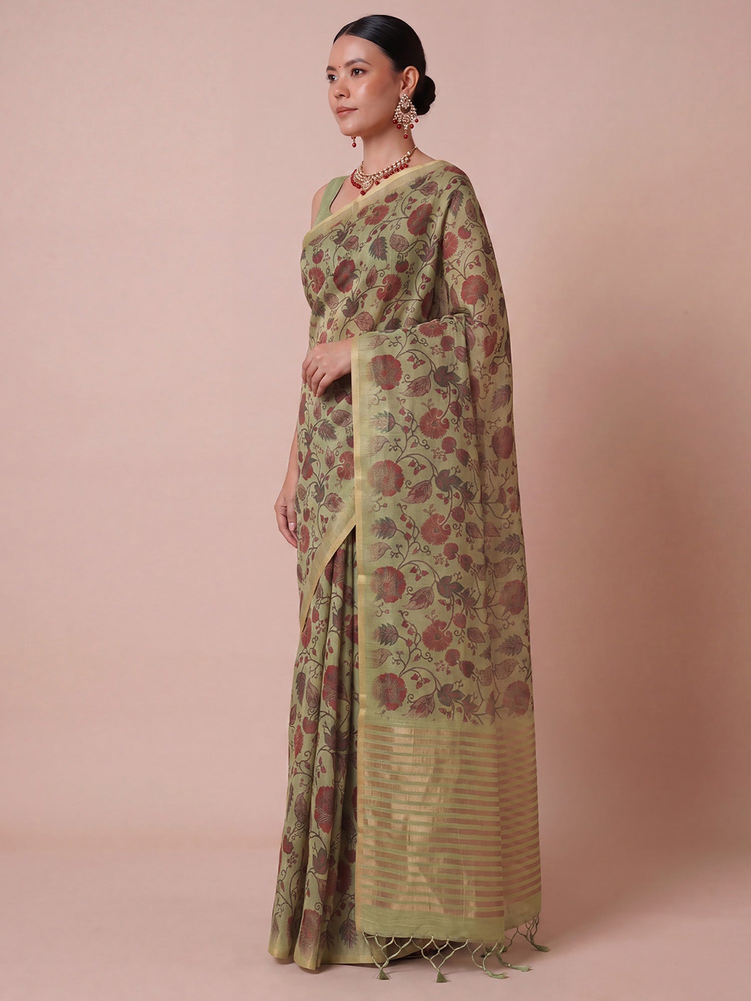 botanical print saree 
zari saree
traditional wear saree