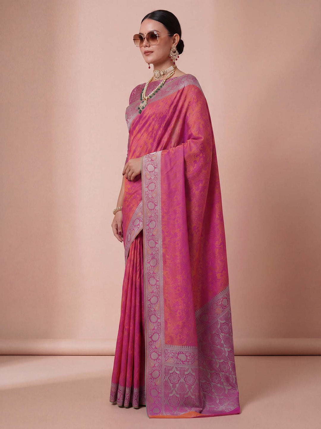 banarasi saree to wear 
banarasi saree collection
banarasi saree