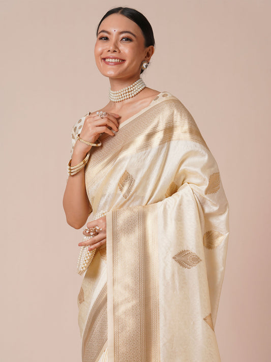 Elegant Off-White Silk Blend Zari Woven Saree