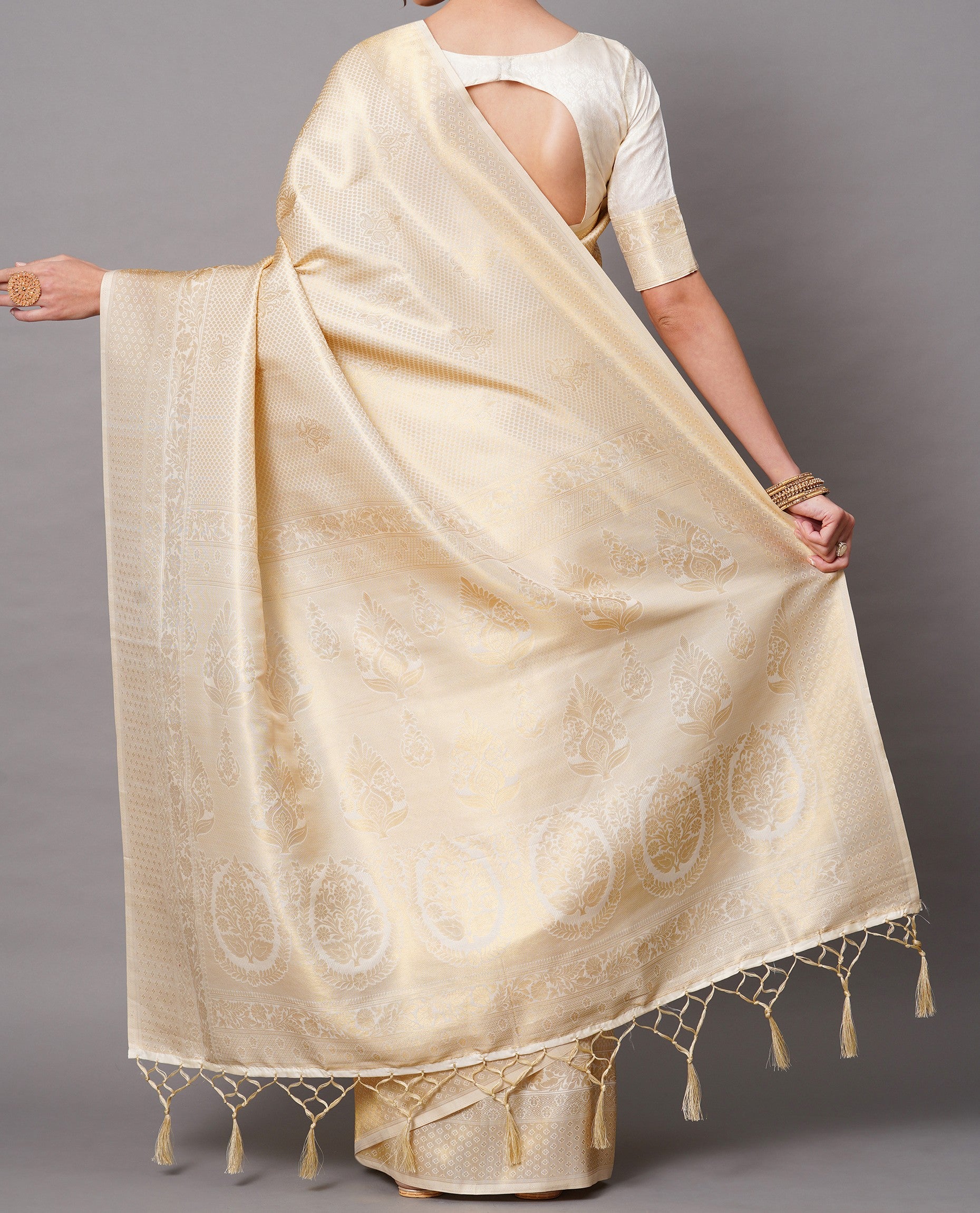 best kanjivaram slk saree
best trending saree
