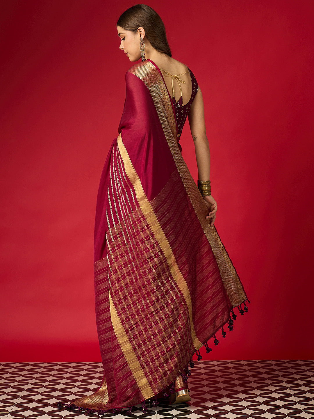 festivve wear Saree