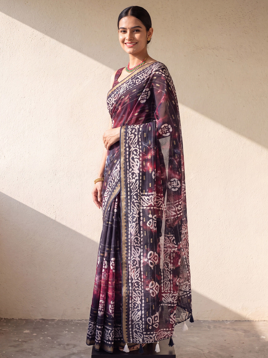 DAILY WEAR SAREE COLLECTION
NORMAL COTTON SAREE COLLECTION
Casual / Office wear SAREES