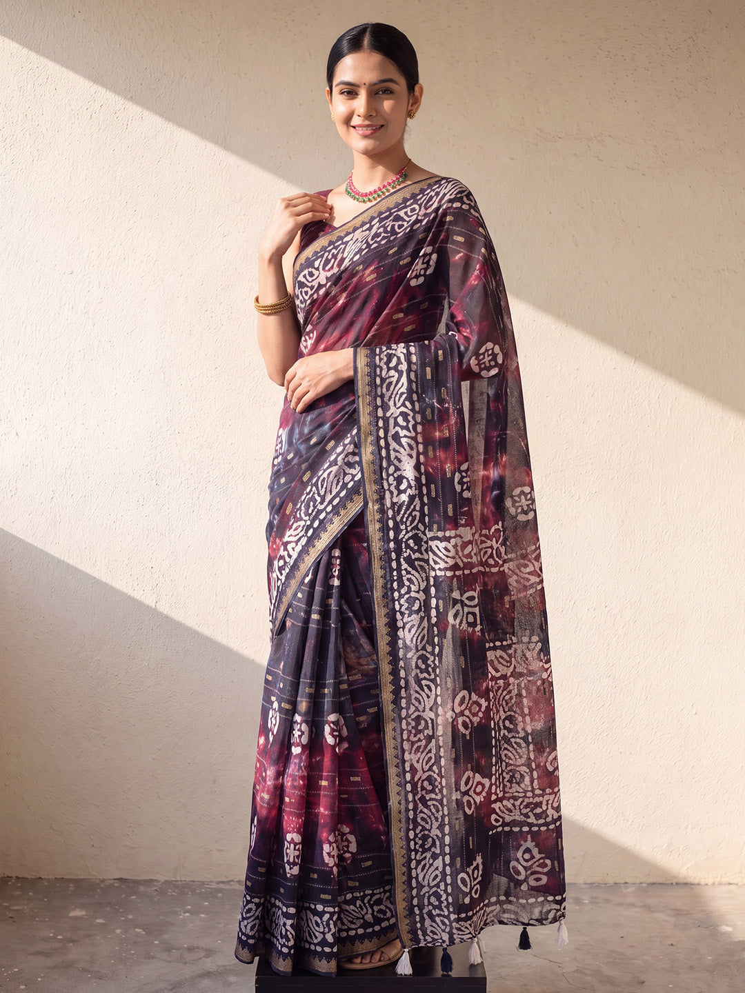 TRENDING WEAR SAREE
FAMILY GET TO GETHER WEAR
NORMAL SAREE
