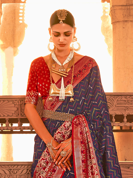 Silk Blend Silver Zari Floral Jaal Saree