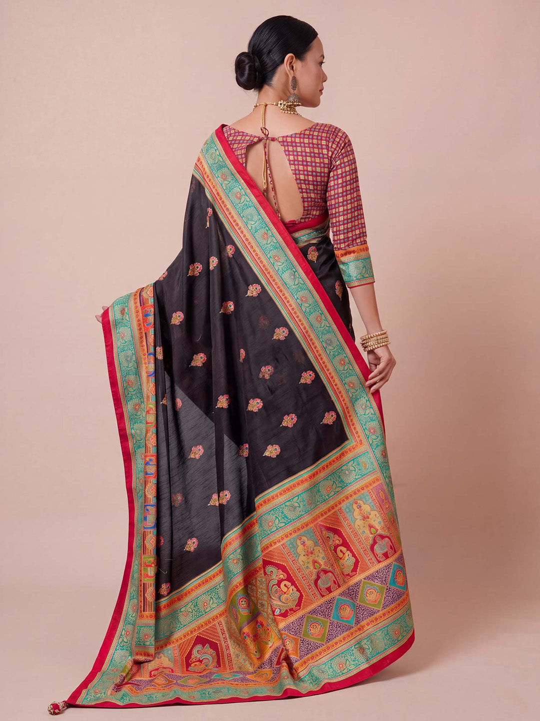 PRINTED SAREE COLLECTION
CASUAL SAREE COLLECTION
MARRIAGE FUNCTION SAREE