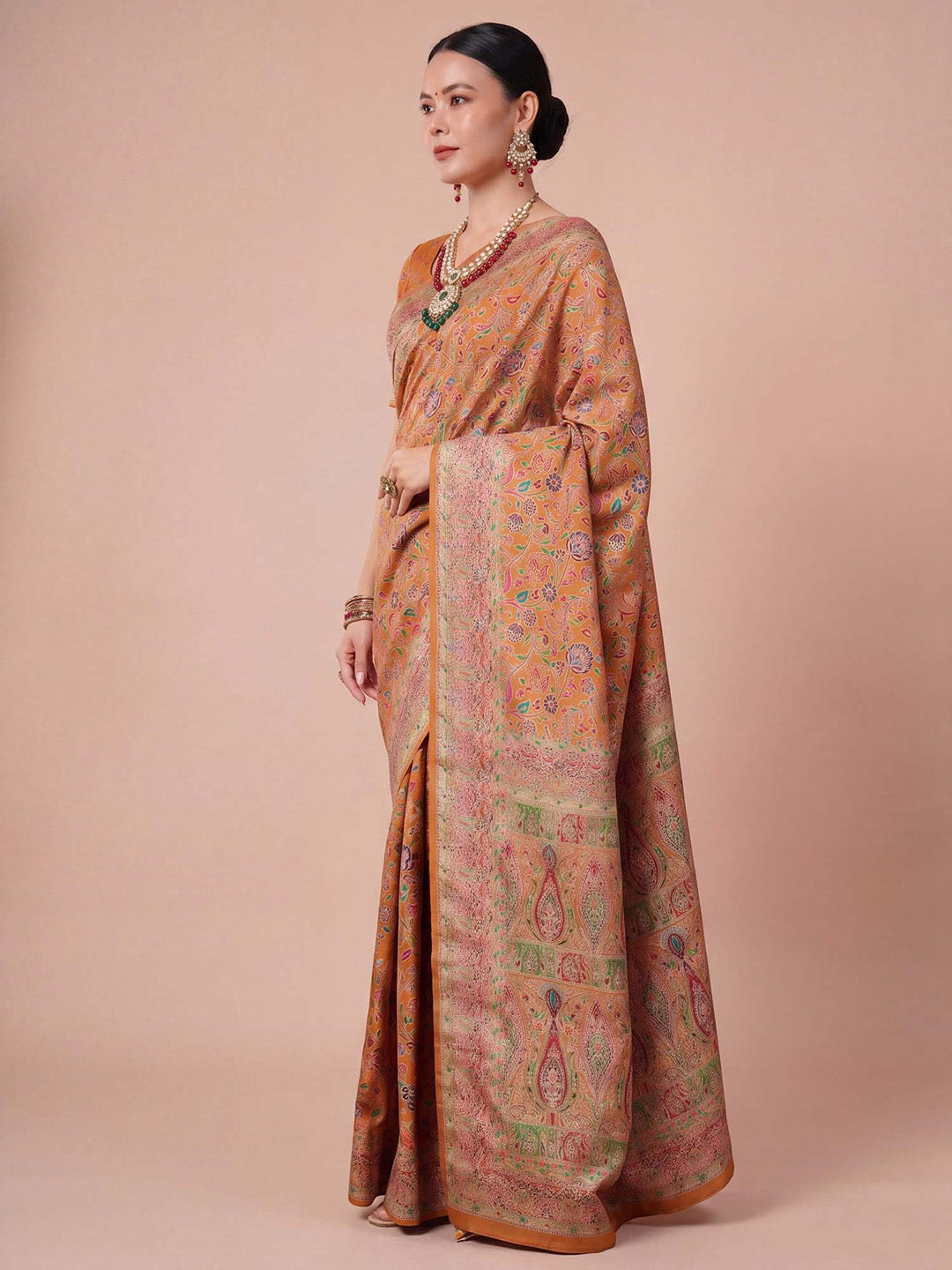 gift to mom 
gift to sister
gift wife best saree