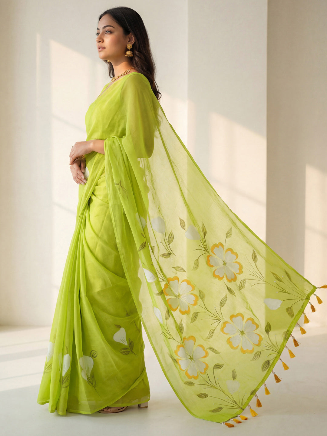 hand work party wear saree