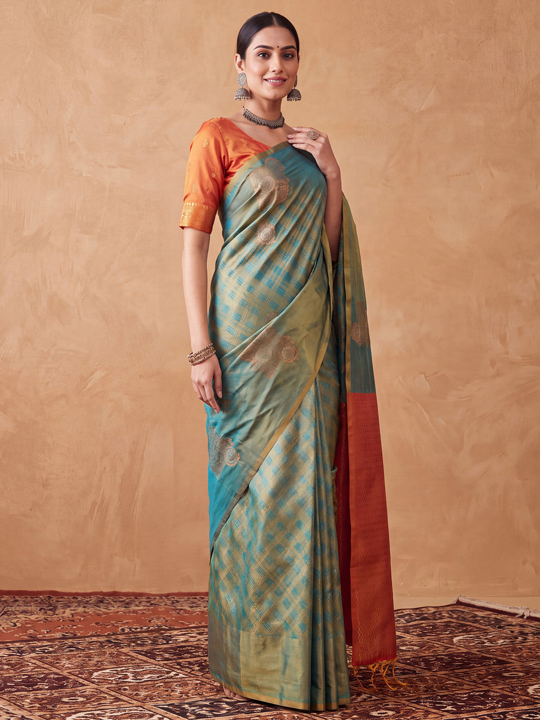 traditional wear saree
traditional function wear saree