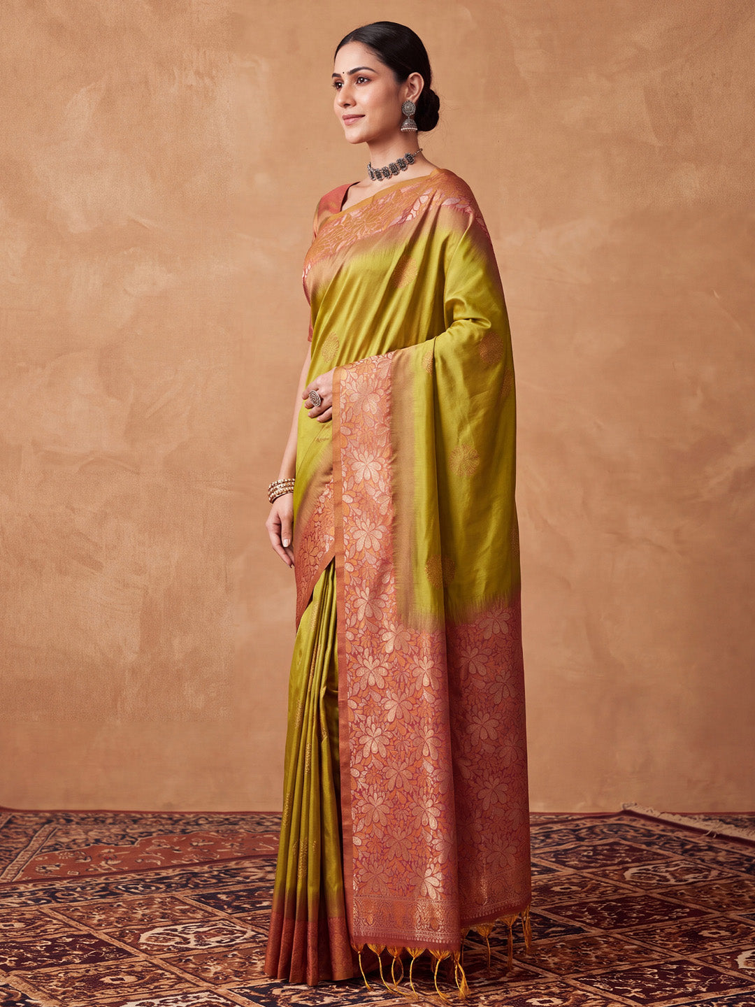 banarasi saree collections 
best saree to wear
marriage functions saree