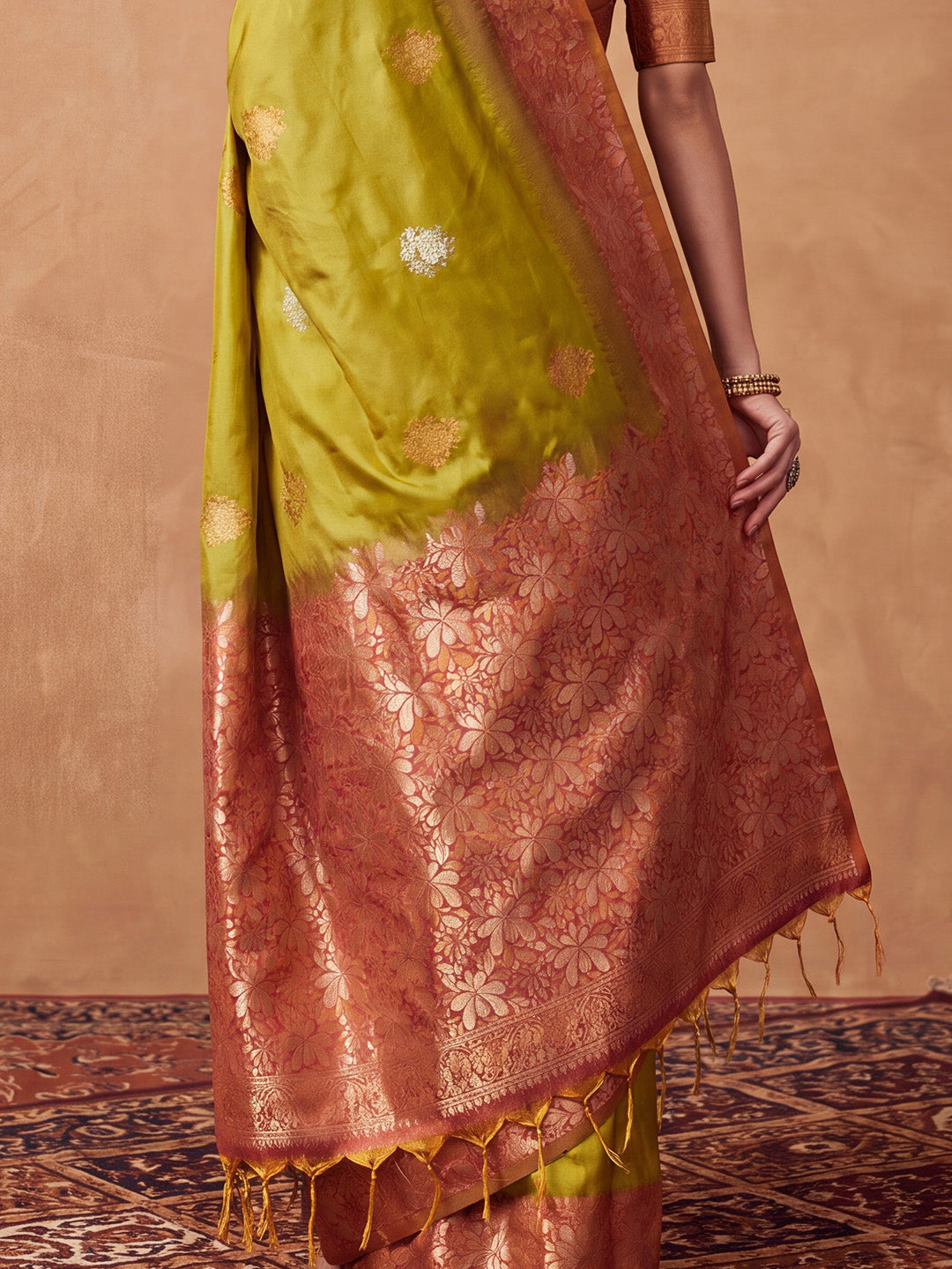 banarasi silk saree collections
traditional wear saree.
cultural wear saree