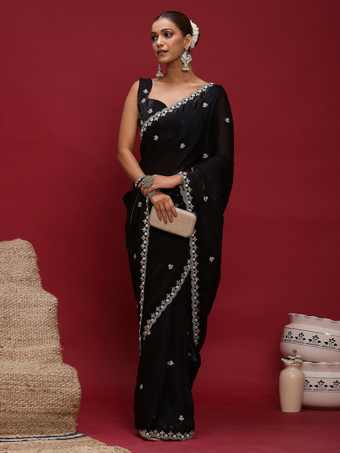 simple black saree look for wedding