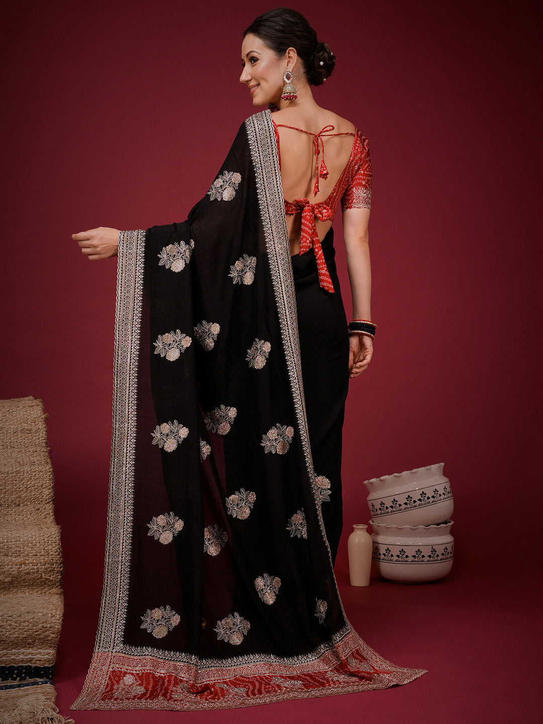 family get to gether saree
best saree to wear
trending saree collection