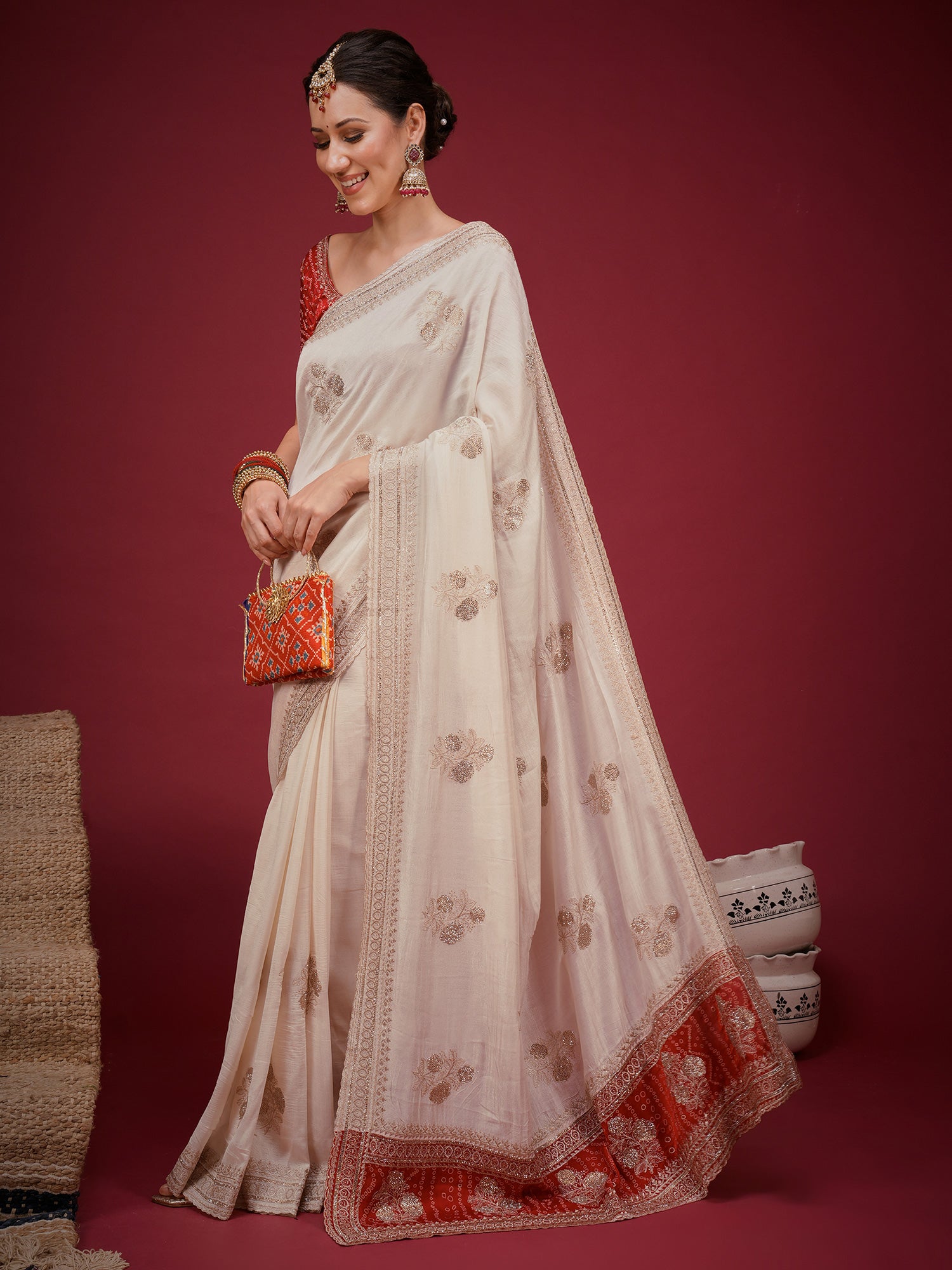 embroidered saree collection
offwhite saree collection
silk saree collection